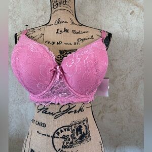 B. Luxe Pink Floral Lace Bra